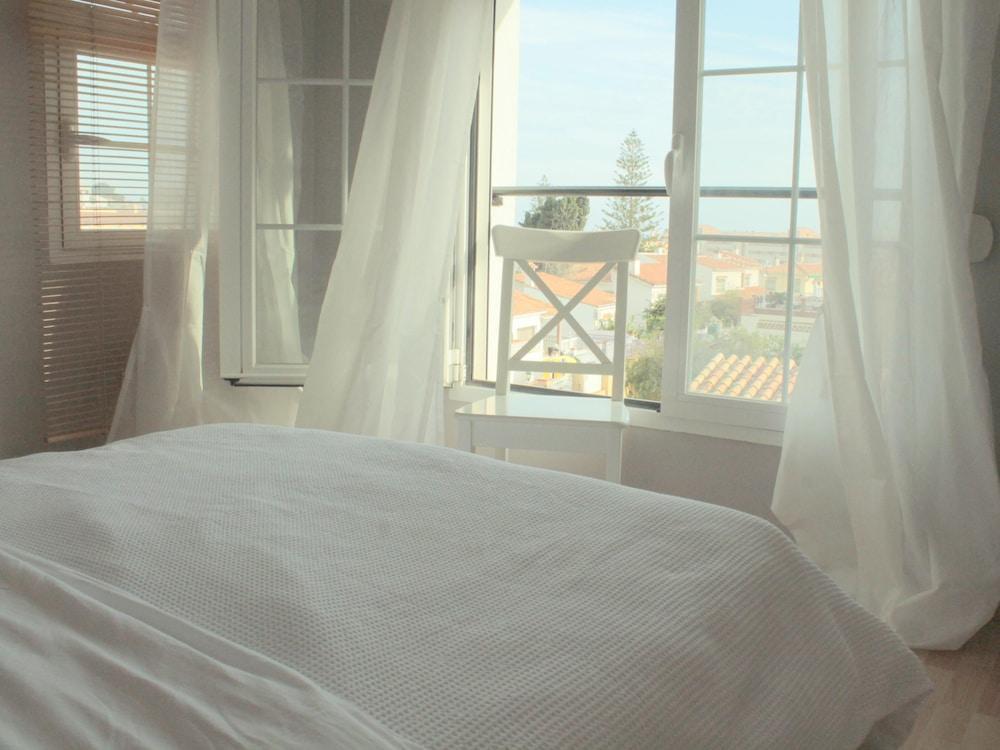 At Home In Malaga Stay & Solo Travellers Rincón de la Victoria Екстериор снимка