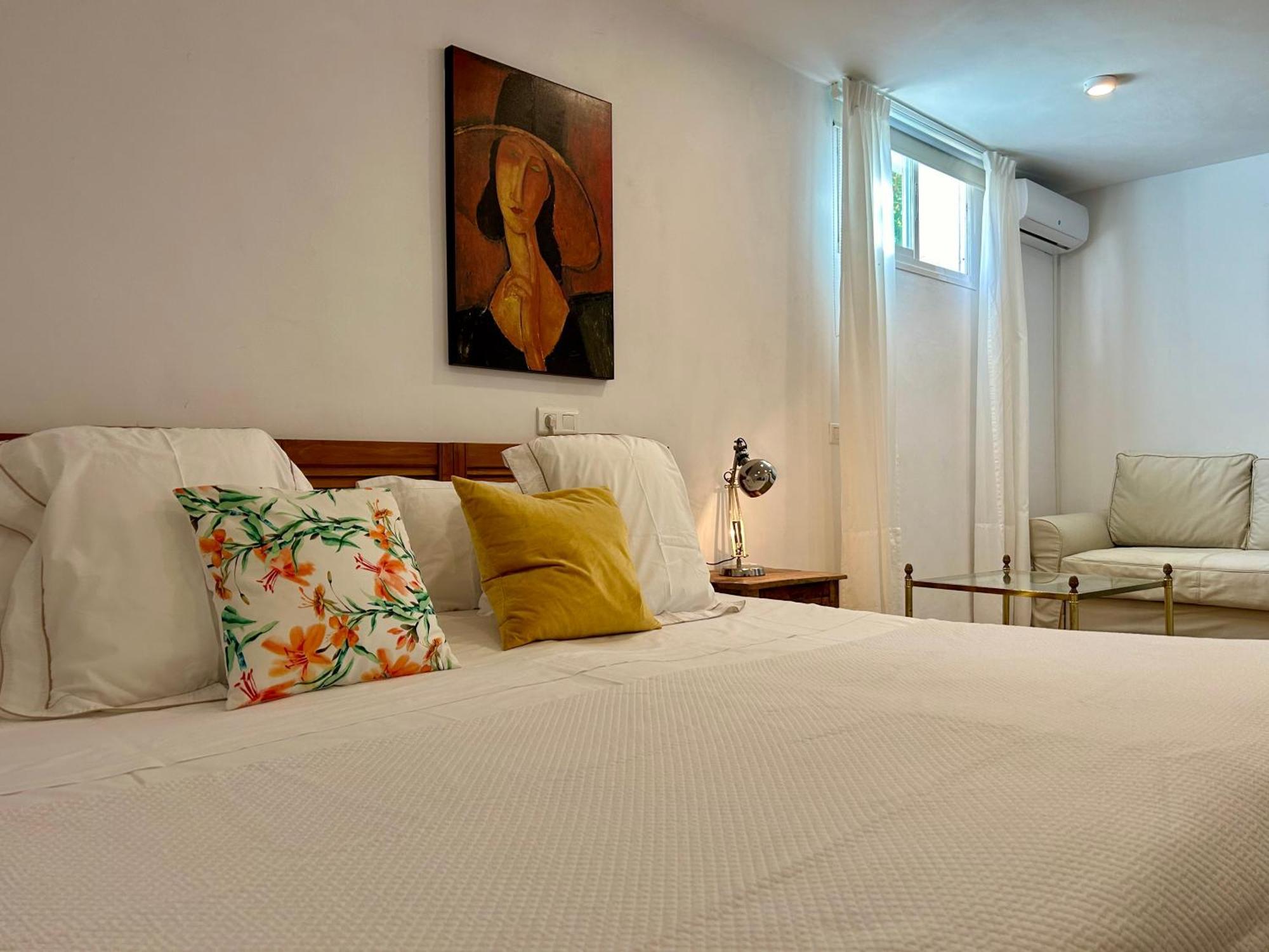At Home In Malaga Stay & Solo Travellers Rincón de la Victoria Екстериор снимка